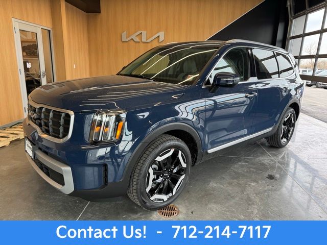 2025 Kia Telluride S's photo