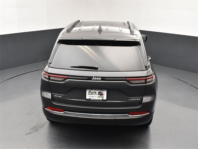 2025 Jeep Grand Cherokee Limited photo 14