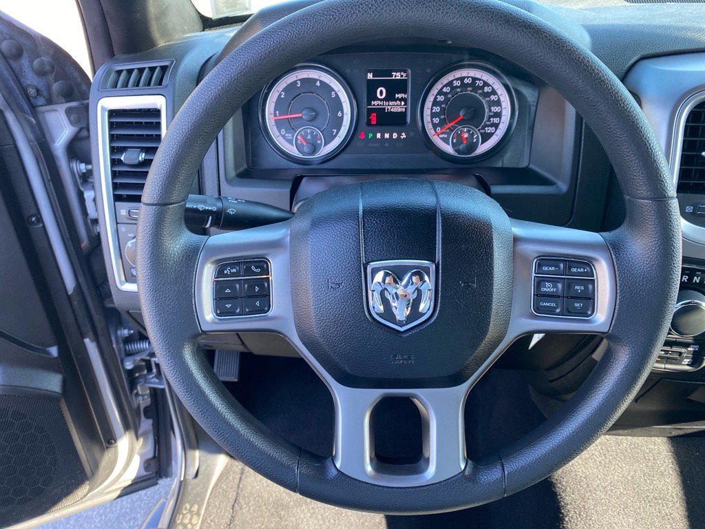 2022 Ram 1500 Classic Warlock photo 10