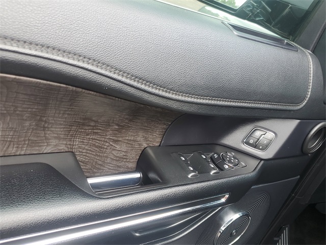 2021 Ford Expedition MAX Limited photo 8