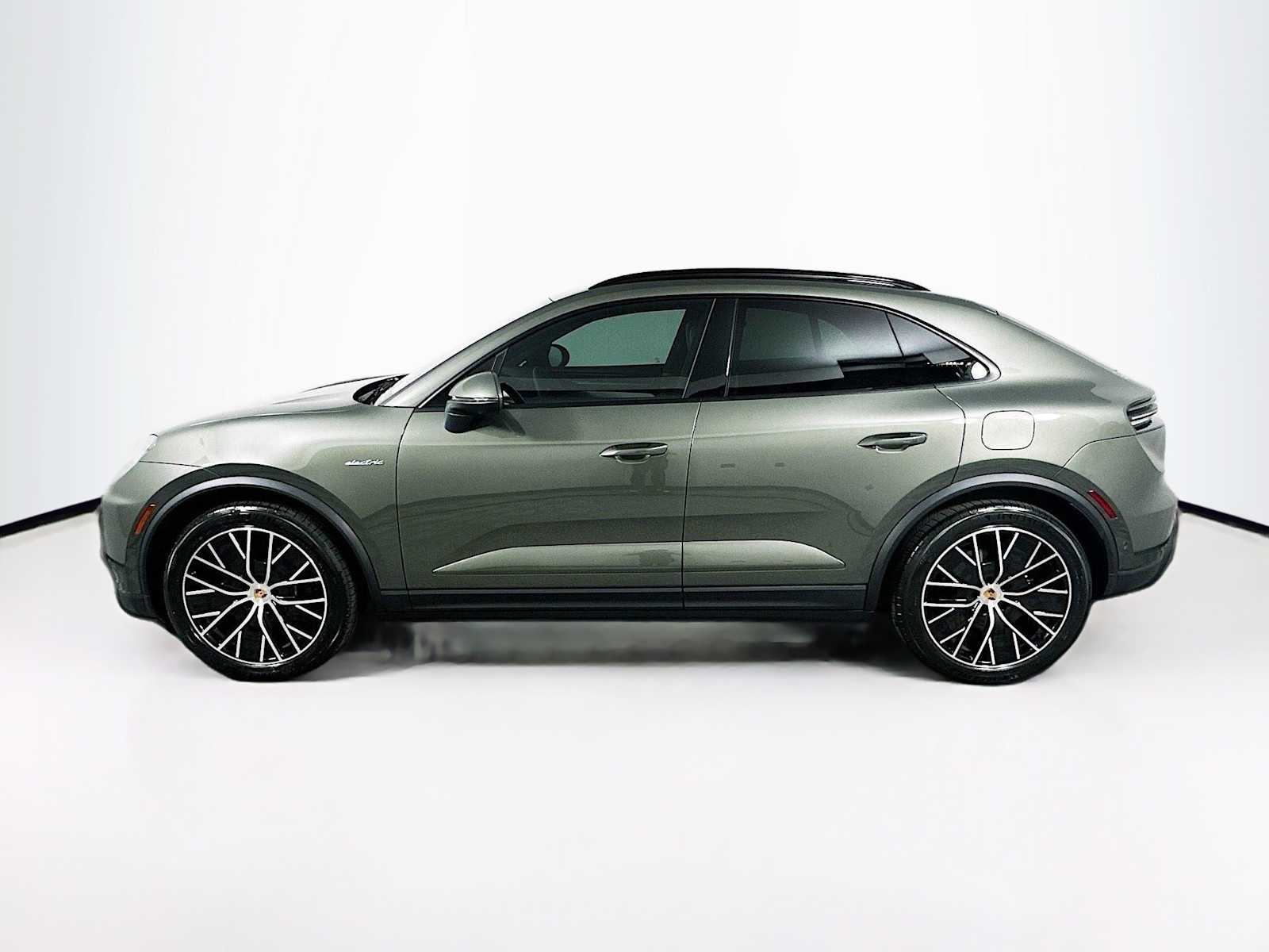 Certified 2025 Porsche Macan Base with VIN WP1AD2XA1SL077136 for sale in Chandler, AZ