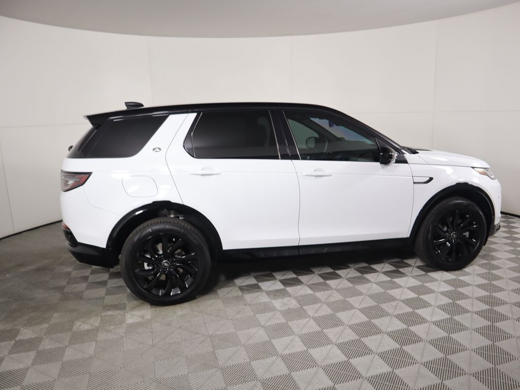2025 Land Rover Discovery Sport SE photo 3