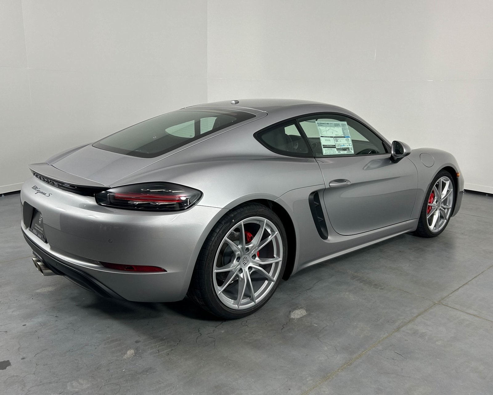 2025 Porsche Cayman S photo 7