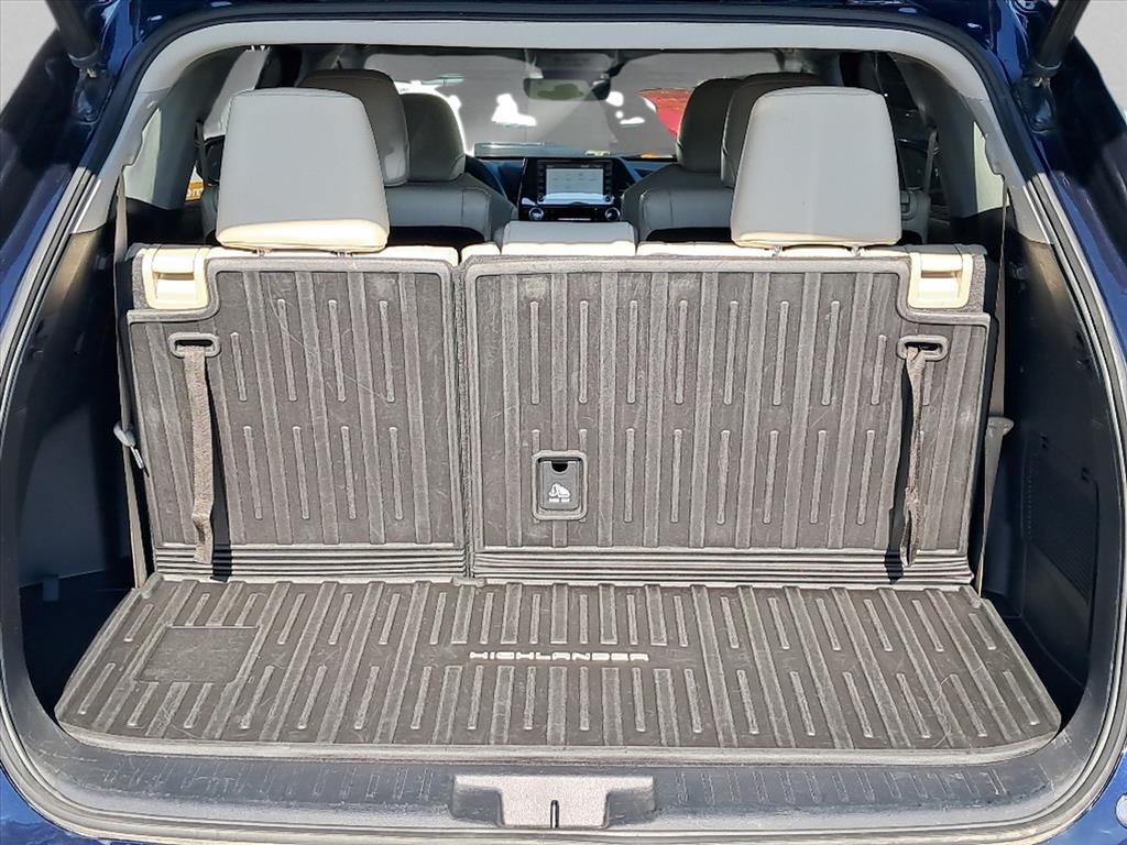 2021 Toyota Highlander Hybrid XLE photo 7