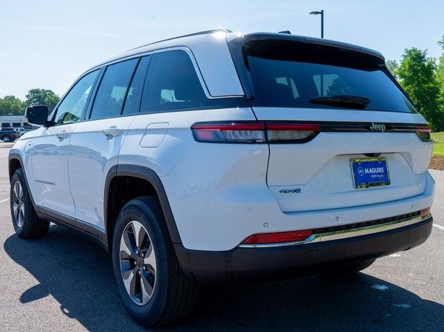 2023 Jeep Cherokee 4xe photo 4