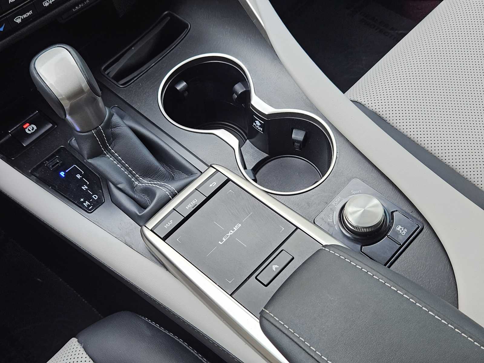 2022 Lexus RX 350 photo 14