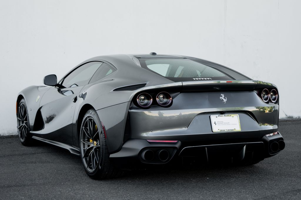 2018 Ferrari 812 Superfast photo 25