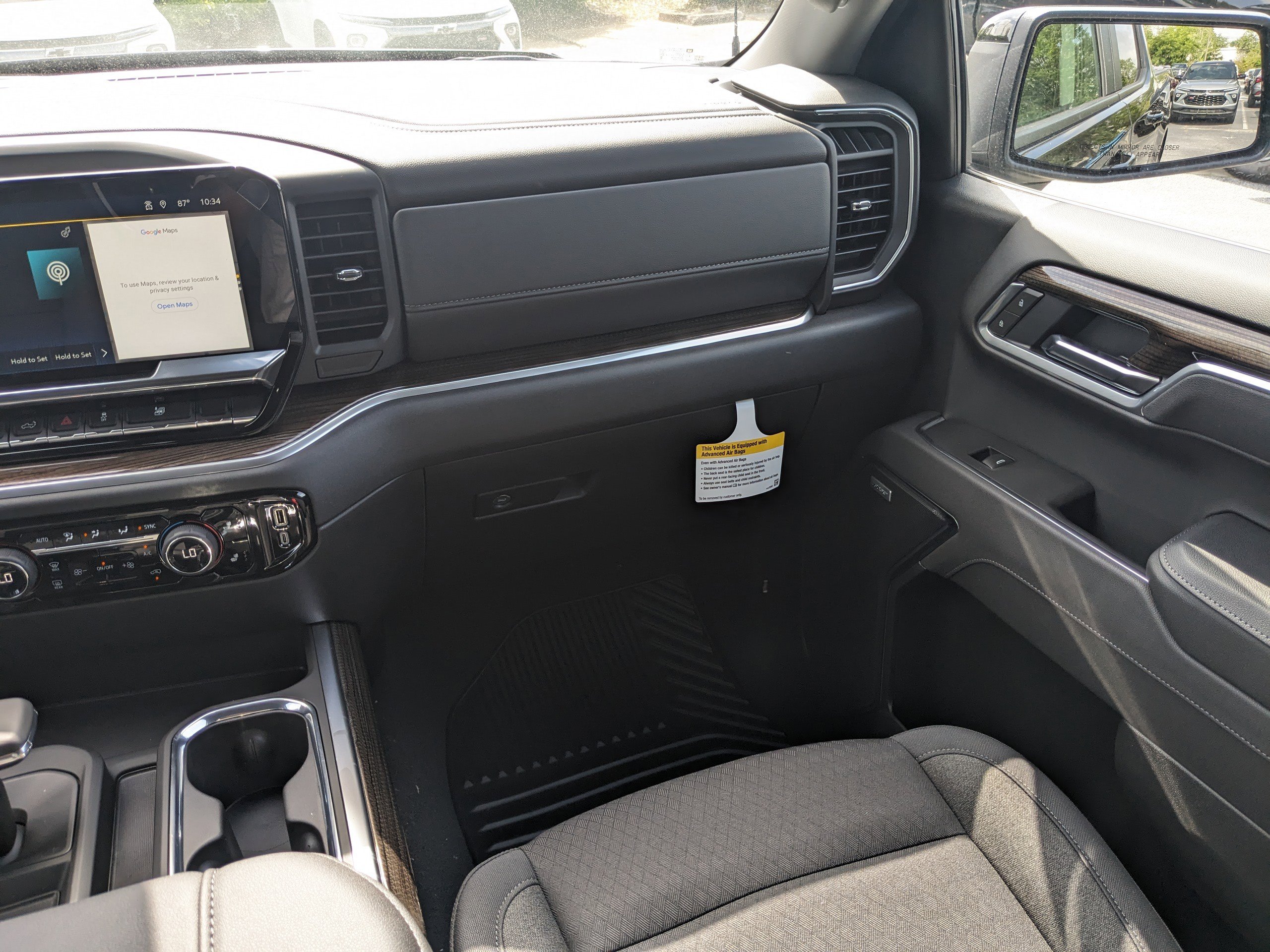 2025 Chevrolet Silverado 1500 RST photo 17