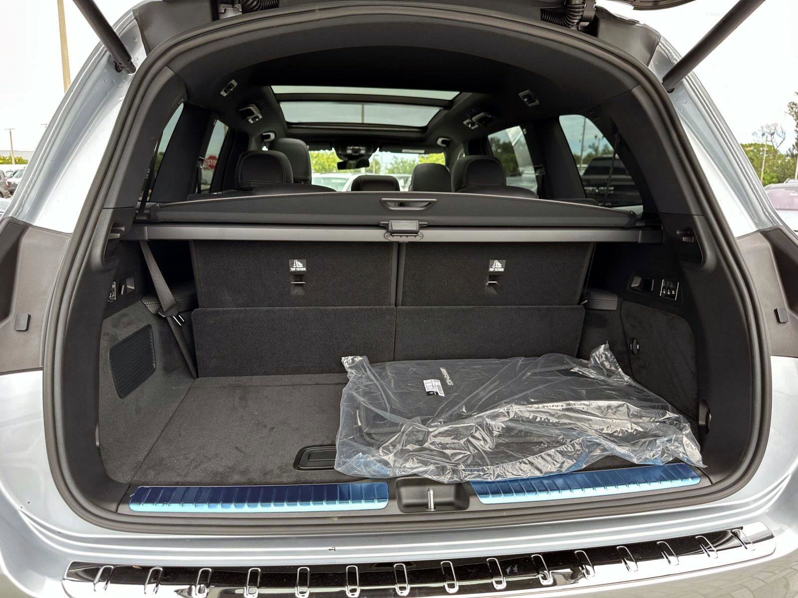 2026 Mercedes Benz GLS 450 4MATIC photo 10