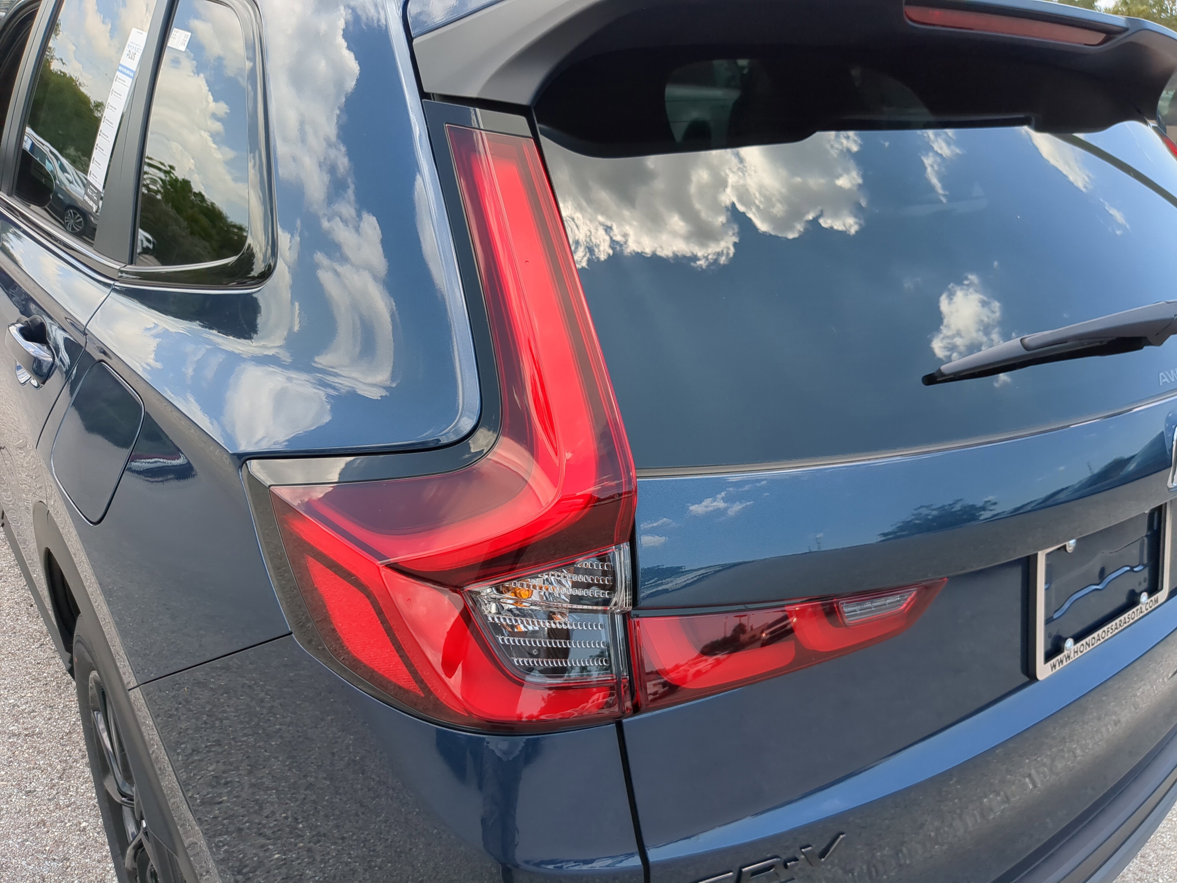 2026 Honda CR-V Hybrid Sport-L photo 2