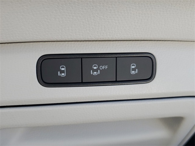 2025 Volkswagen ID. Buzz photo 30