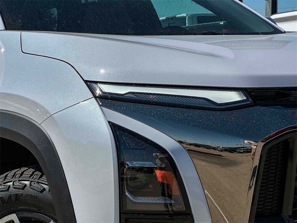 2026 Chevrolet Equinox ACTIV photo 3