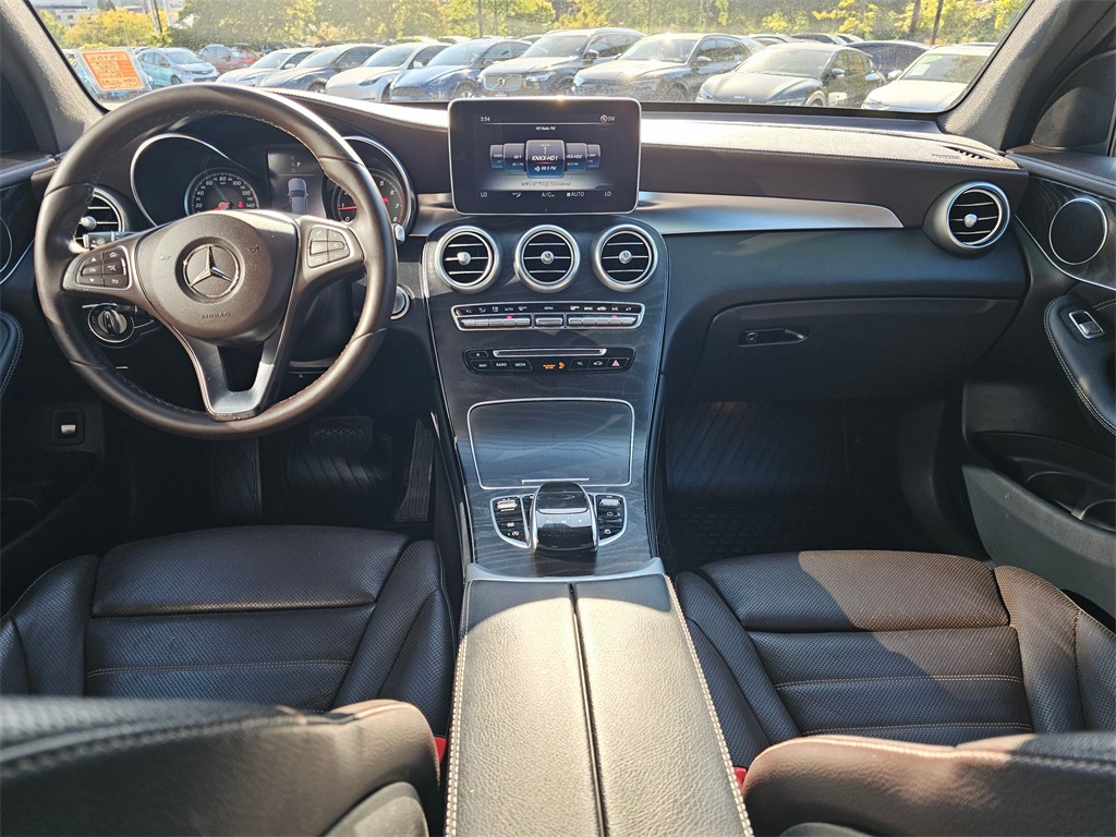 2018 Mercedes Benz GLC 300 4MATIC photo 19