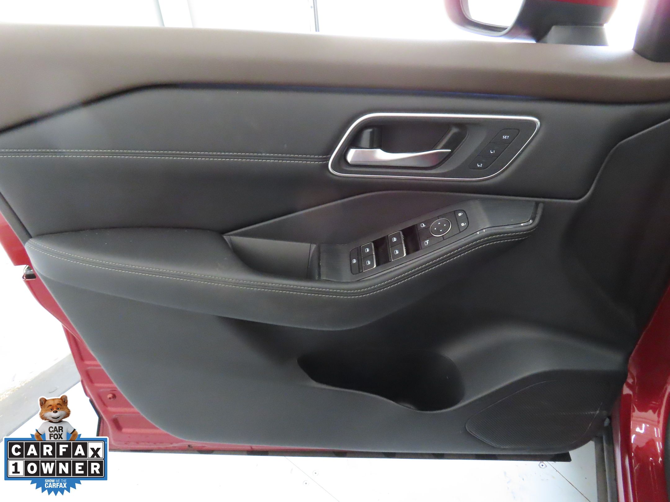 2023 Nissan Rogue Platinum photo 8
