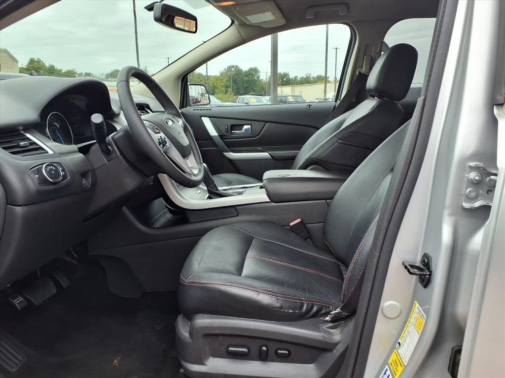 2014 Ford Edge SEL photo 2