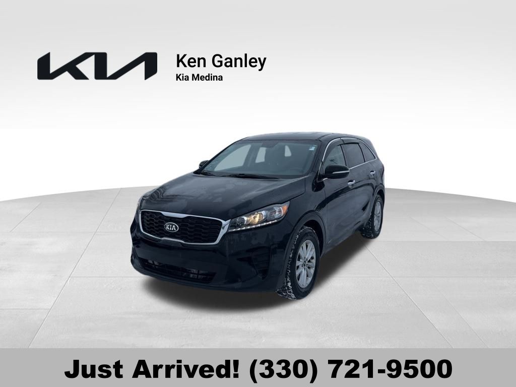 2020 Kia Sorento LX's photo