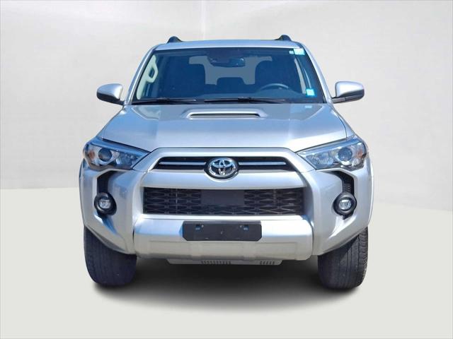 2023 Toyota 4Runner TRD Off-Road photo 3