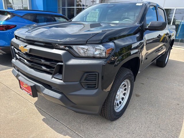 2026 Chevrolet Colorado Work Truck photo 3