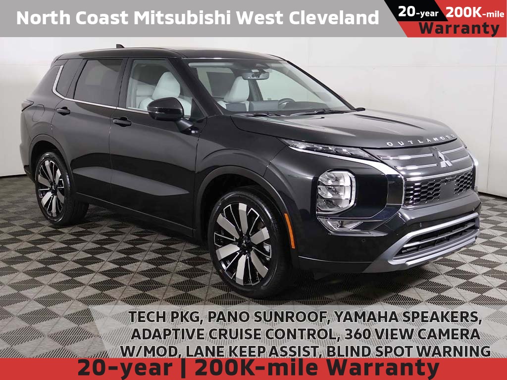 2025 Mitsubishi Outlander SE's photo