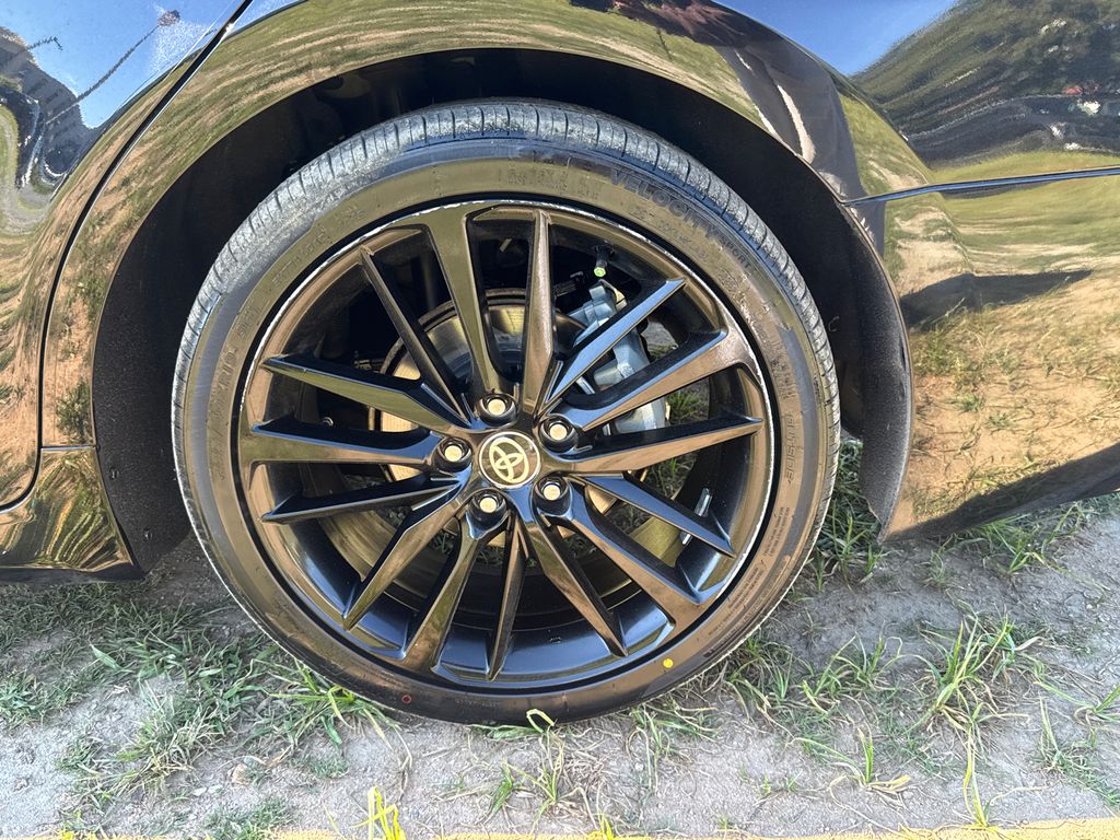 2021 Toyota Camry XSE photo 18