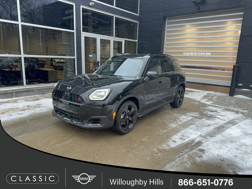 2026 MINI Countryman S's photo