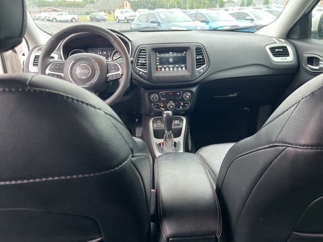 2021 Jeep Compass Latitude photo 15