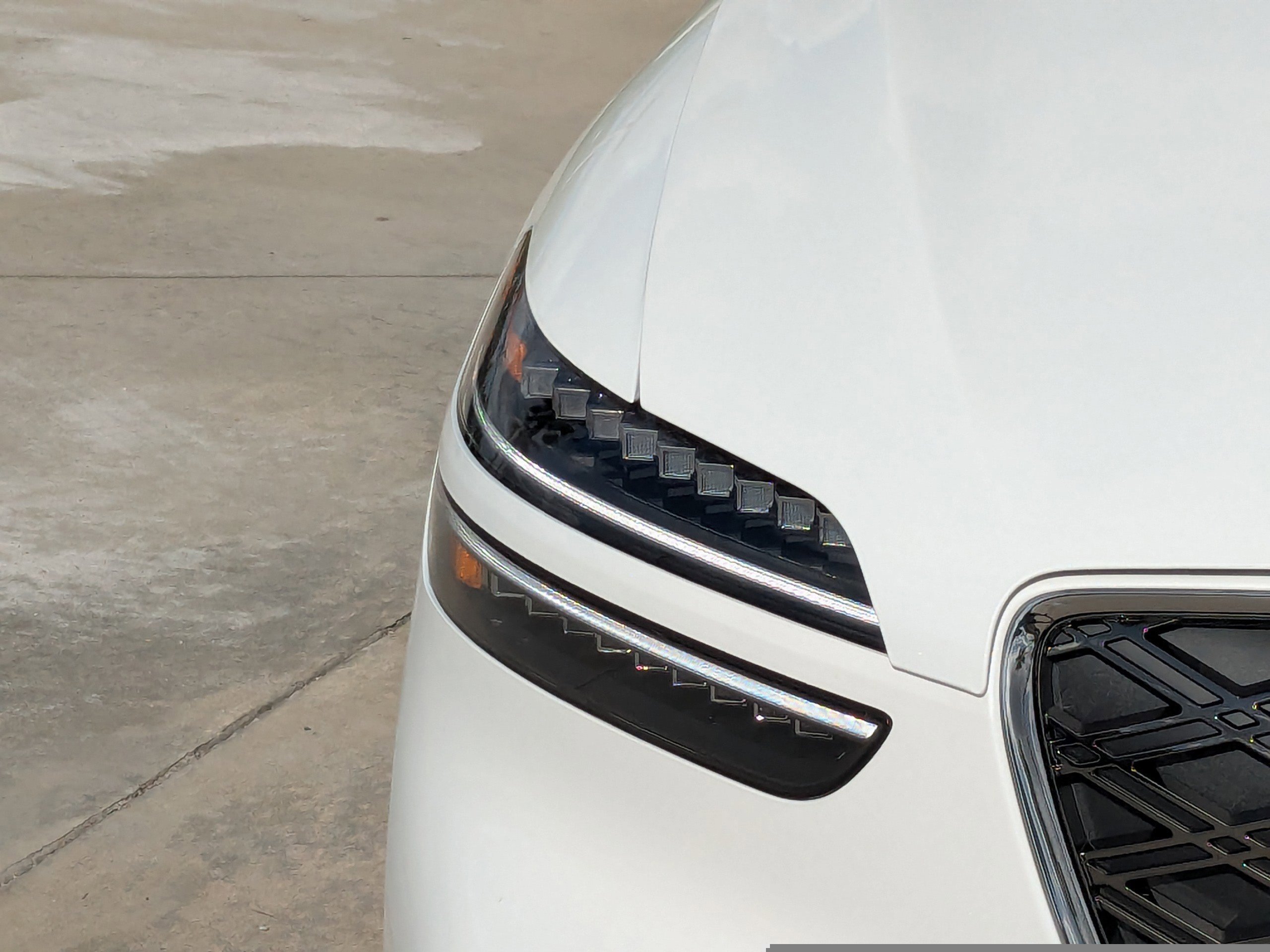 2026 Genesis GV70 2.5T Select photo 6