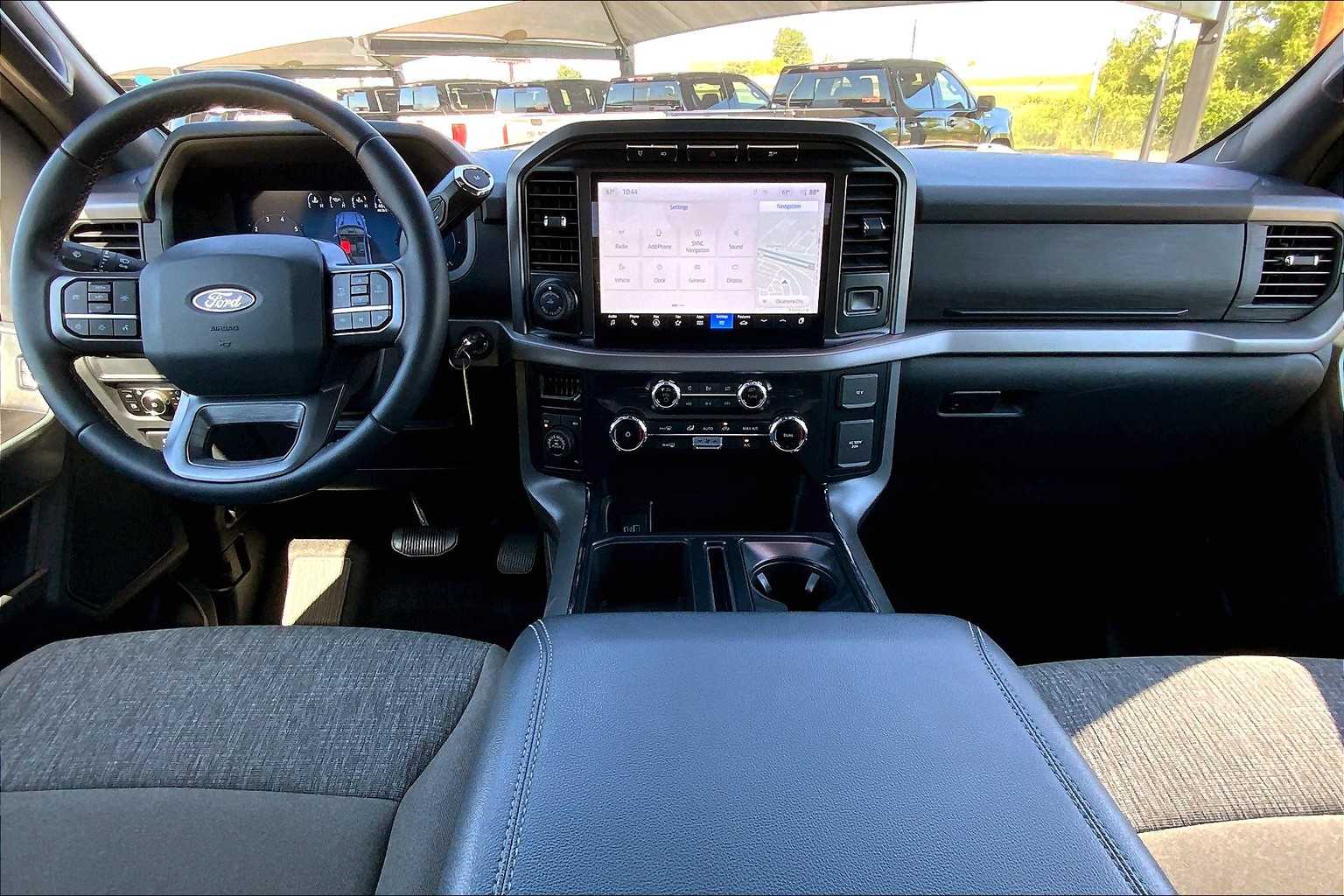 2024 Ford F-150 XLT photo 15