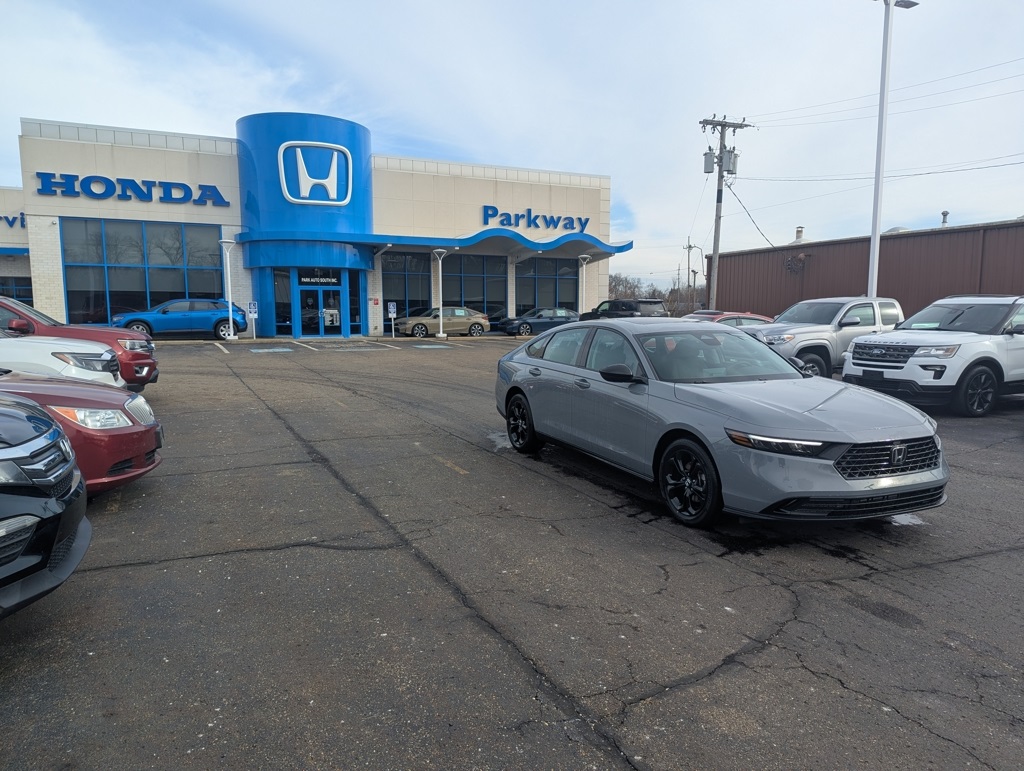 2025 Honda Accord SE's photo