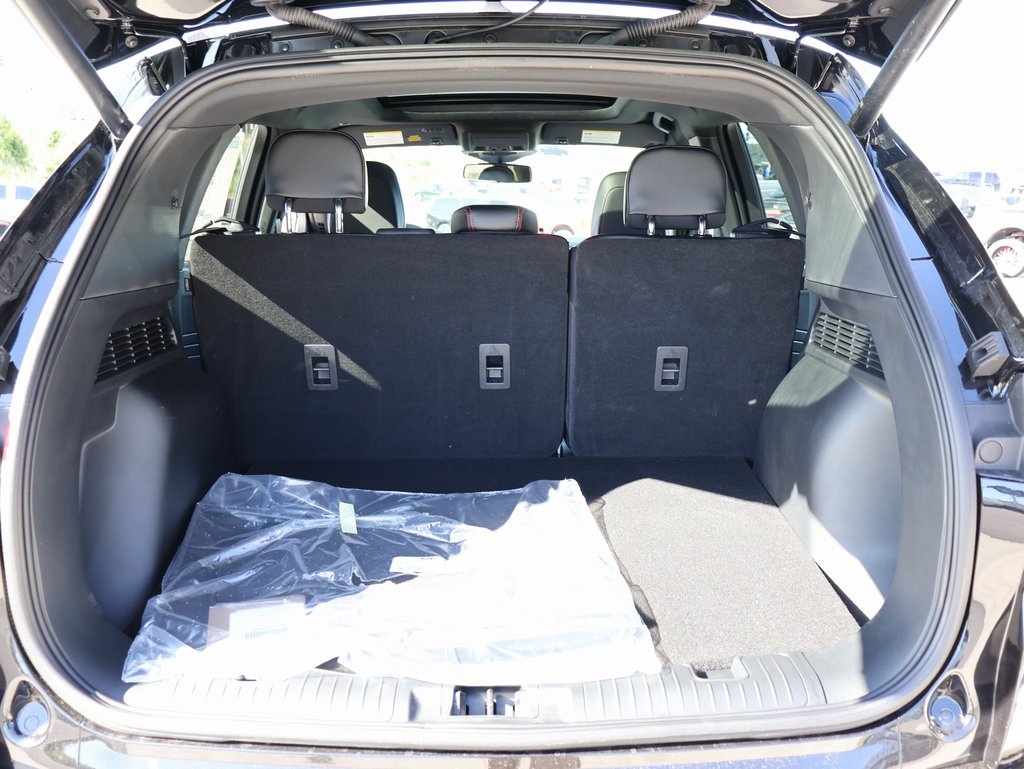 2025 Ford Escape ST-Line Elite photo 13