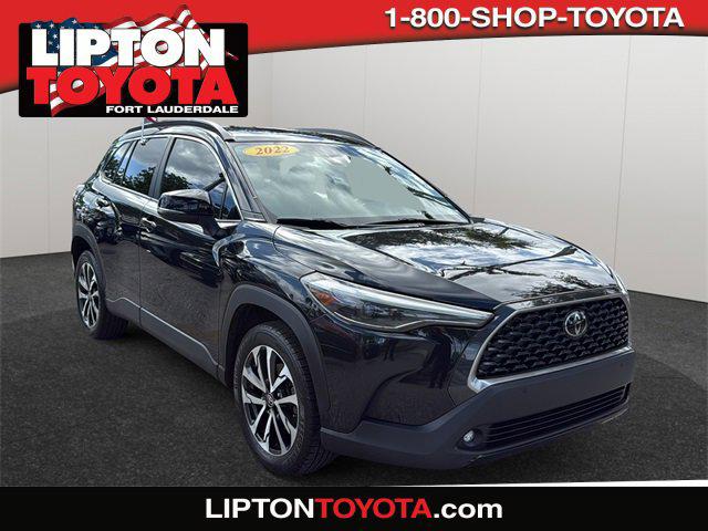 2022 Toyota Corolla Cross XLE's photo
