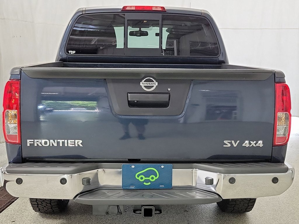 2016 Nissan Frontier SV photo 5