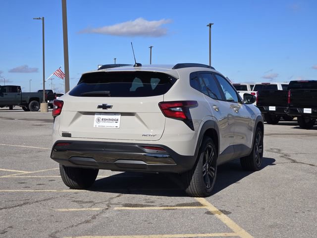 2026 Chevrolet Trax ACTIV photo 2