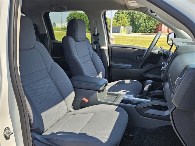 2026 Nissan Frontier S photo 15