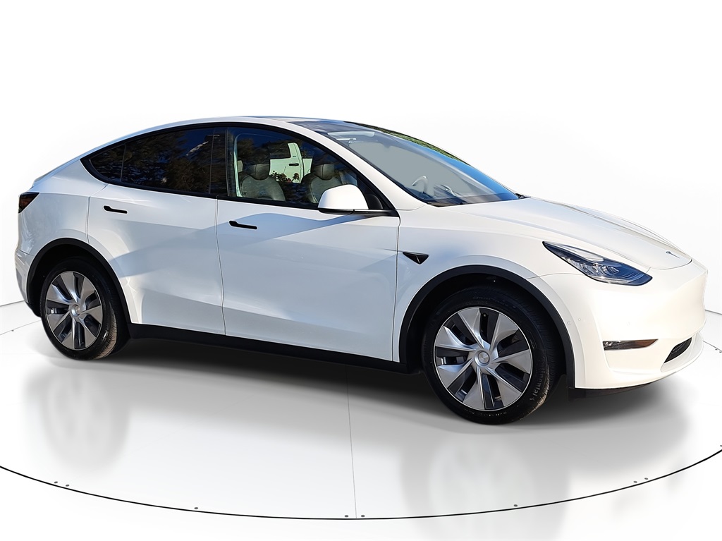 Used 2022 Tesla Model Y Long Range with VIN 7SAYGDEE3NF435391 for sale in Royal Palm Beach, FL