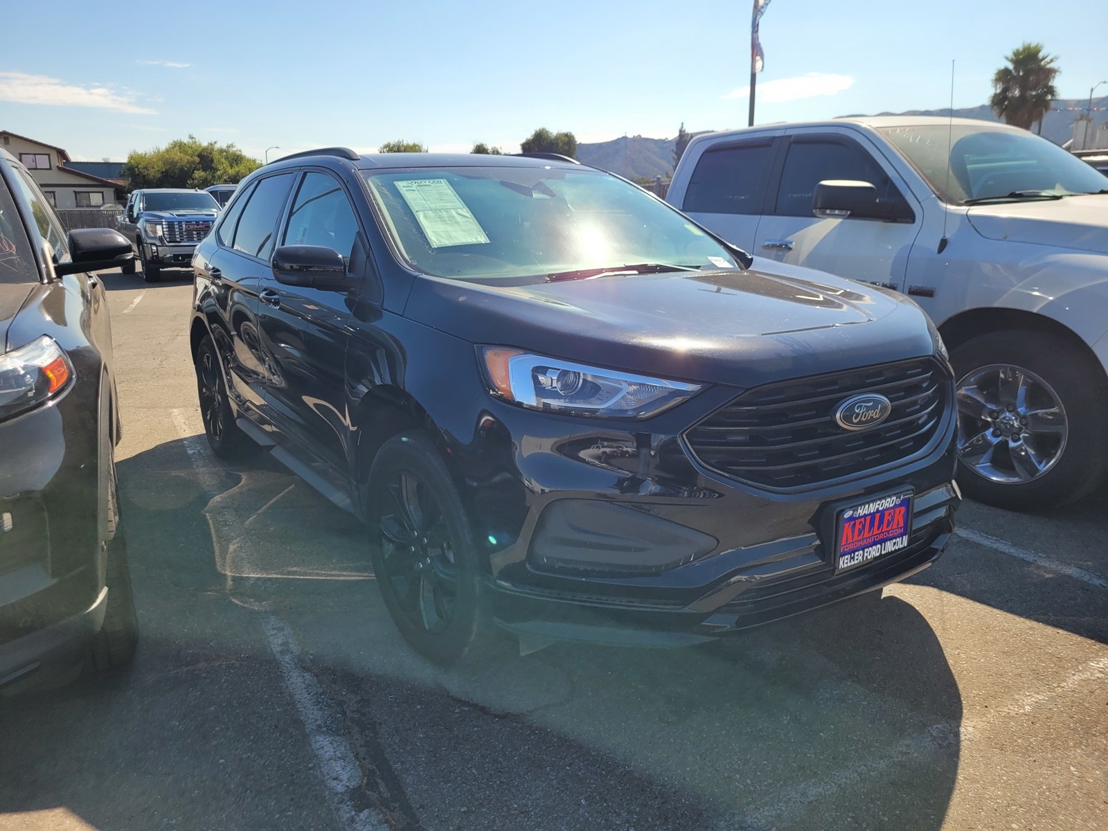 2023 Ford Edge SE photo 3