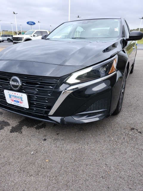 2024 Nissan Altima 2.5 SV photo 4