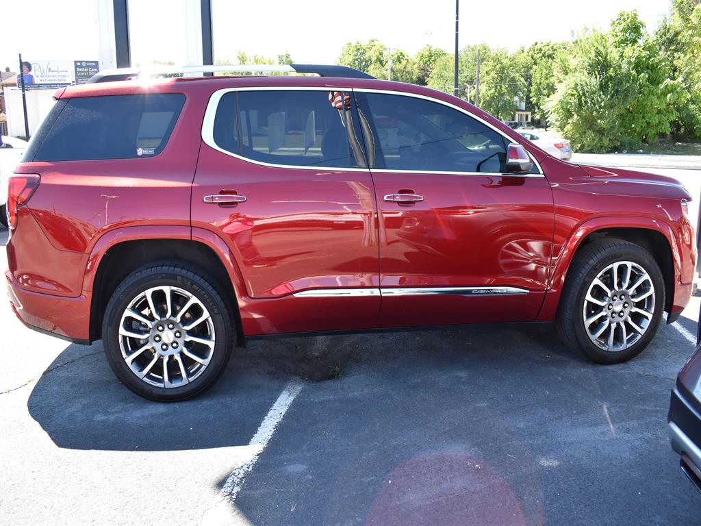 2023 Gmc Acadia Denali photo 4