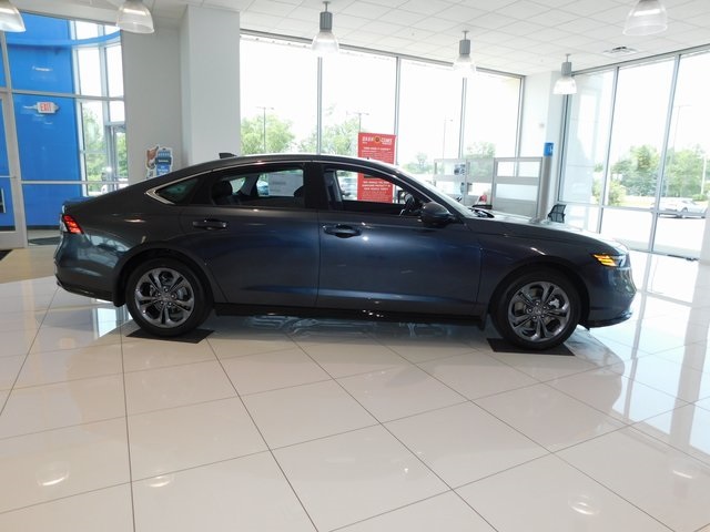 2025 Honda Accord Hybrid EX-L photo 2