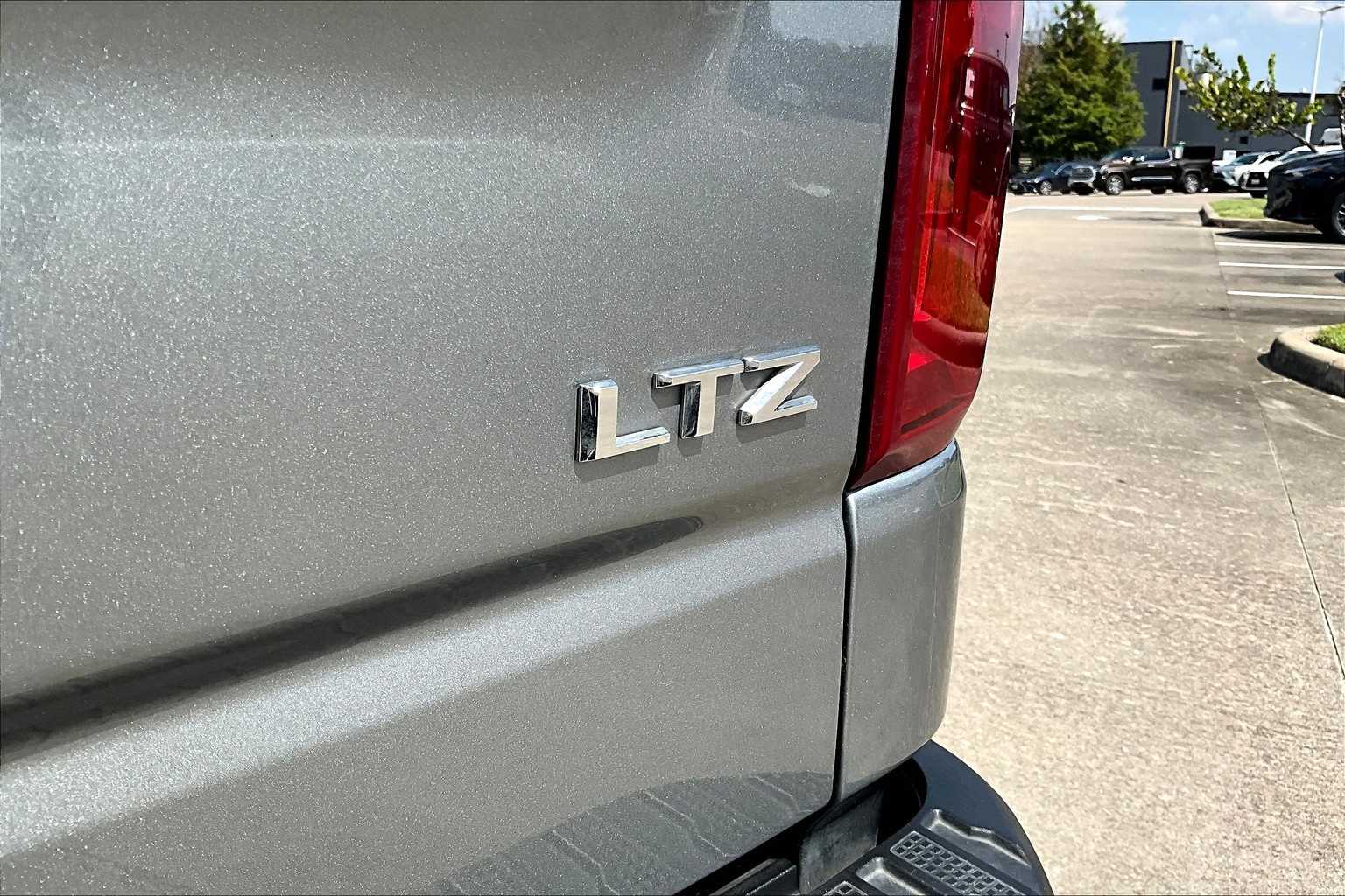 2024 Chevrolet Silverado 1500 LTZ photo 8
