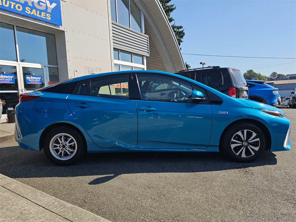 2019 Toyota Prius Prime Plus Premium Advanced photo 8
