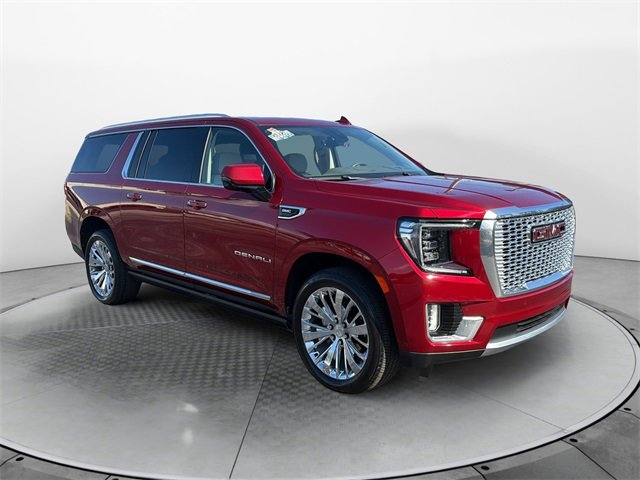 2021 GMC Yukon XL Denali's photo