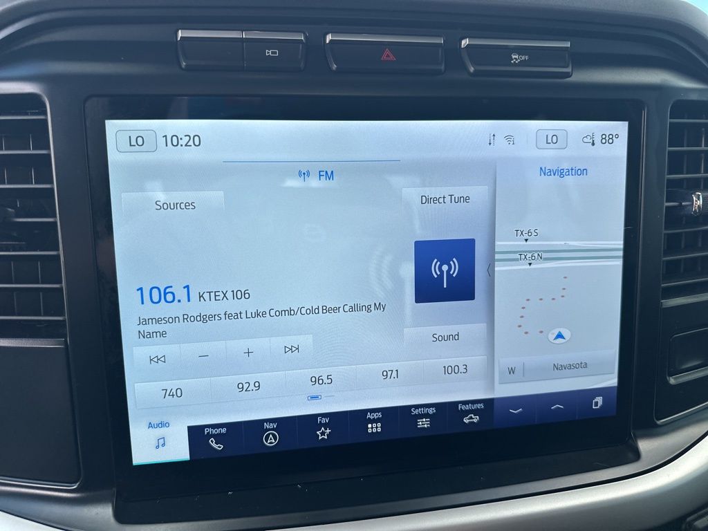 2022 Ford F-150 XLT photo 22