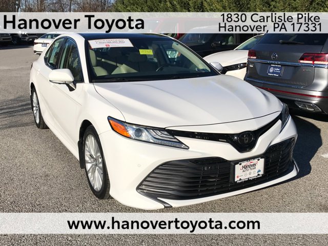 2020 Toyota Camry XLE's photo