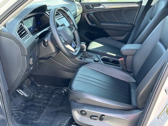 2022 Volkswagen Tiguan SE photo 25