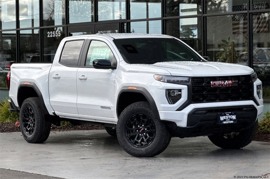 2026 GMC Canyon Elevation's photo