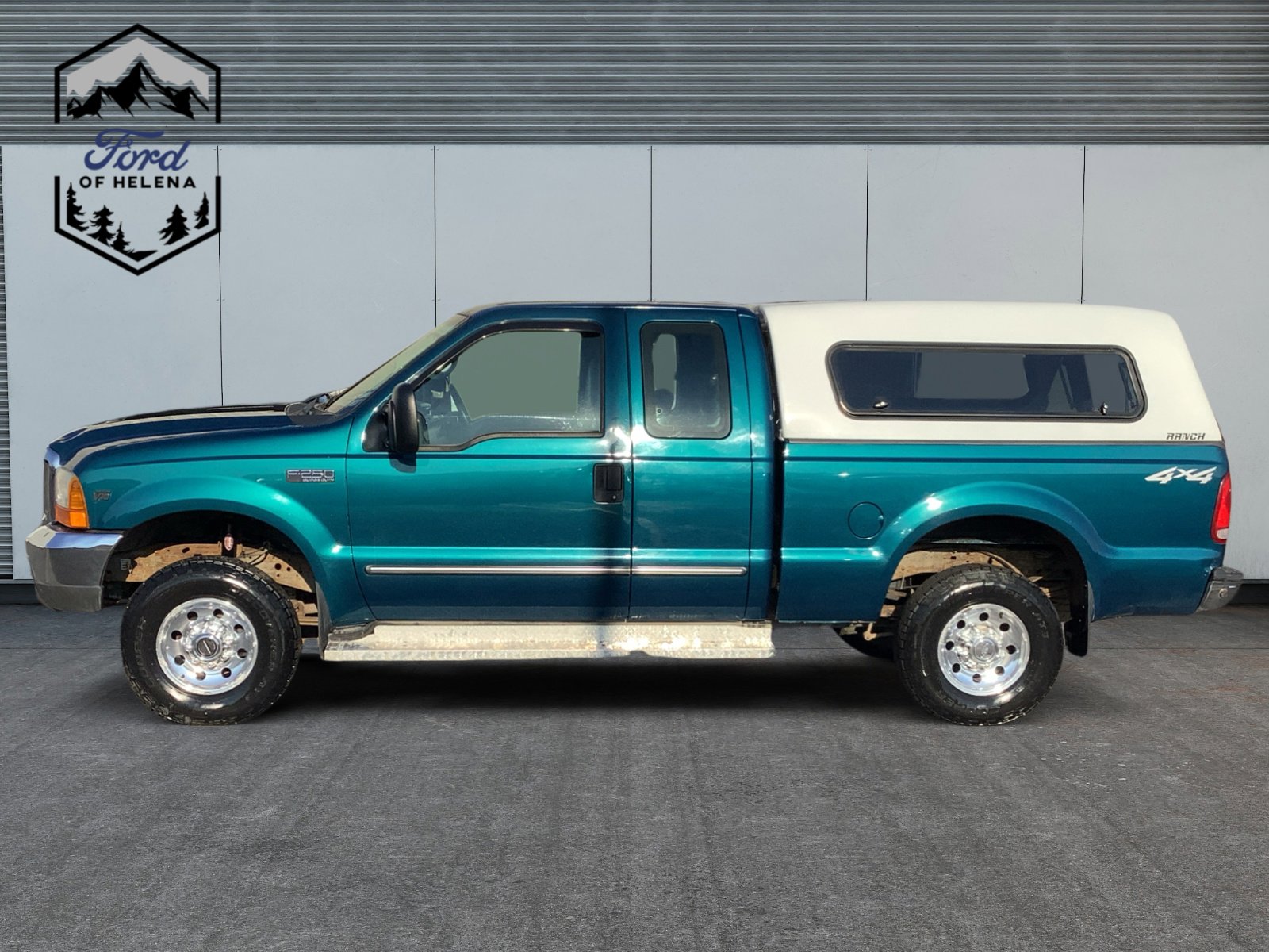 Used 2000 Ford F-250 Super Duty LARIAT with VIN 1FTNX21S8YED42372 for sale in Helena, MT
