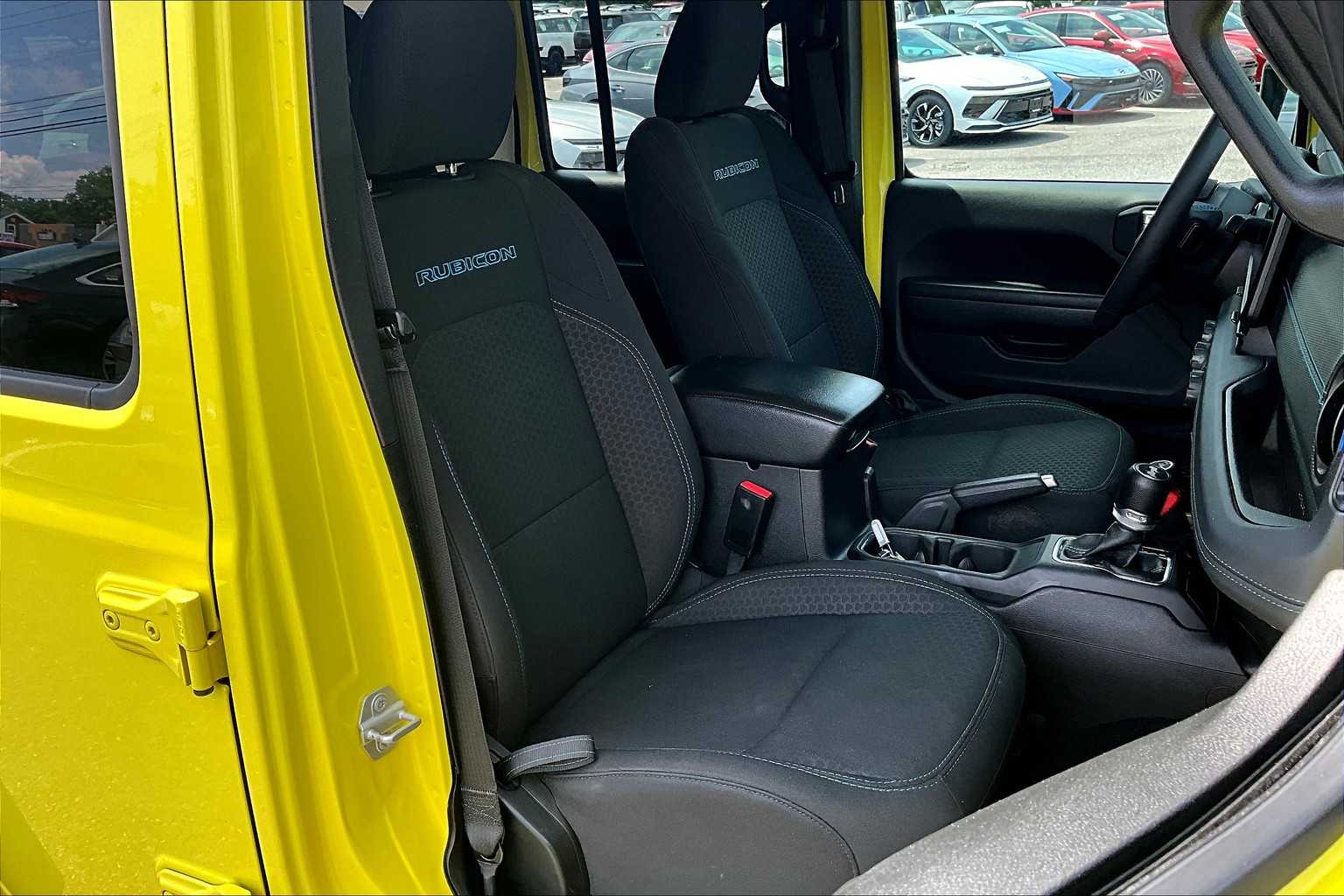 2024 Jeep Wrangler 4xe Rubicon photo 8