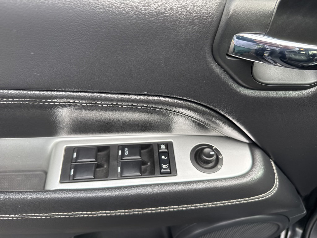 2017 Jeep Compass Latitude High Altitude photo 12