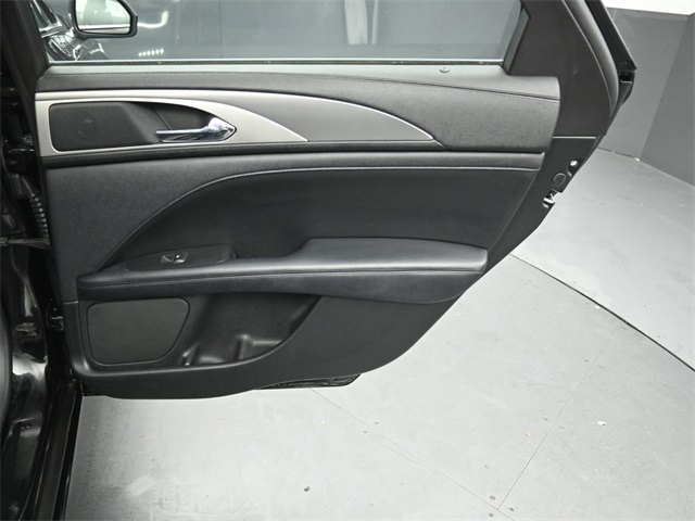 2017 LINCOLN MKZ - Image 28